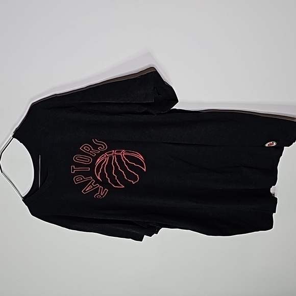 NBA Raptors XXL black short sleeve shirt - Picture 2 of 5